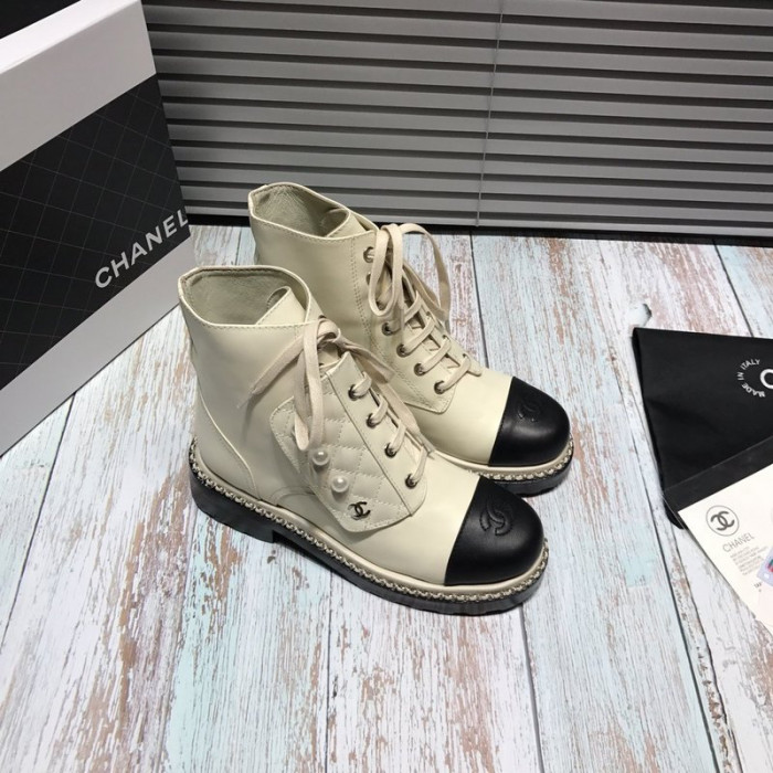 CN ANKLE BOOTS