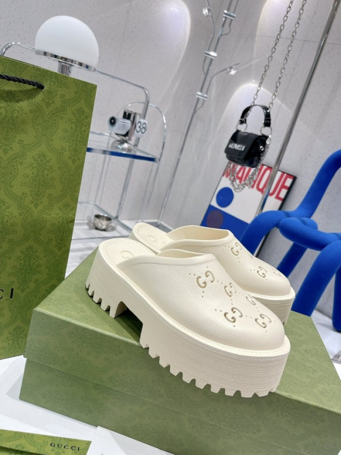 guc sandal