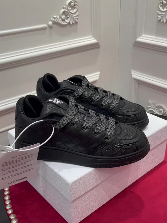 dr trainer sneaker
