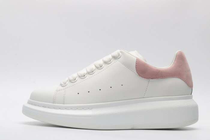 alex mcqu sneakers
