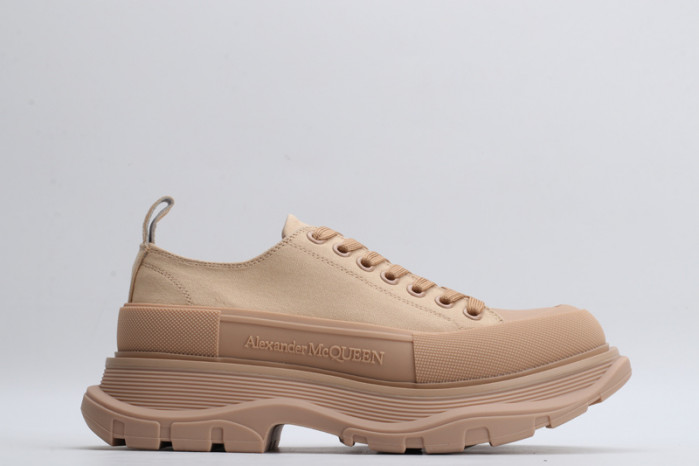 alex mcqu sneakers
