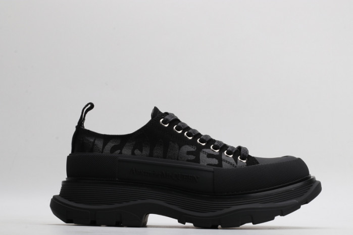 alex mcqu sneakers