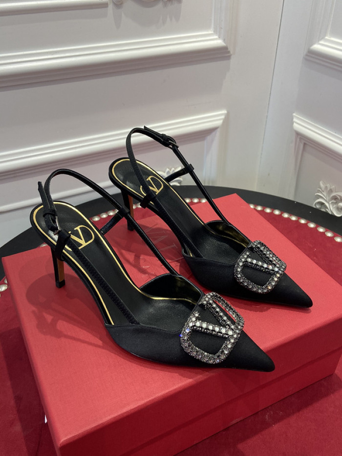 v*lentino heel
