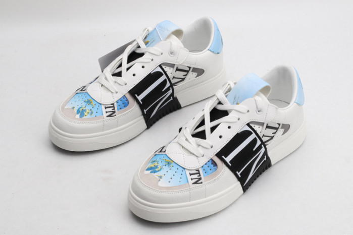 v*lentino sneaker