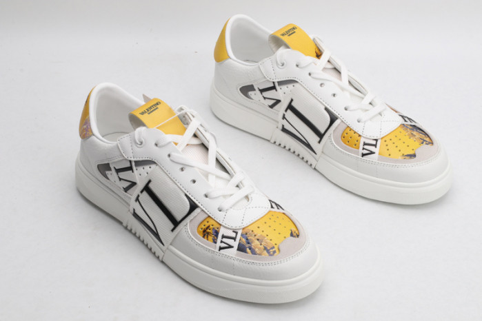 v*lentino sneaker