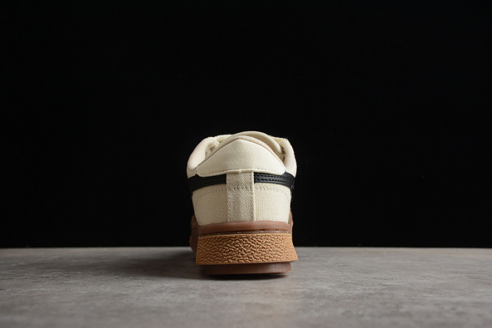 As*ic*s sneaker