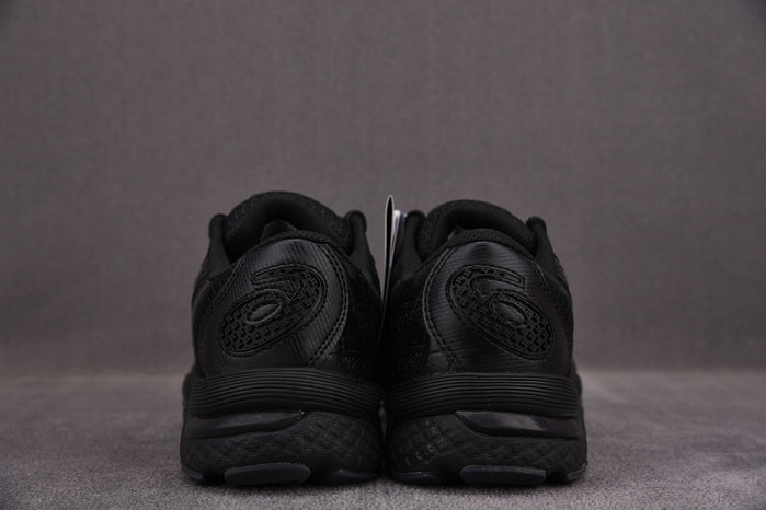 As*ic*s sneaker