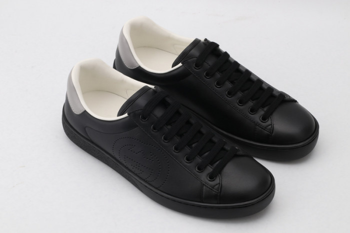 gi ace embroidered low-top sneaker