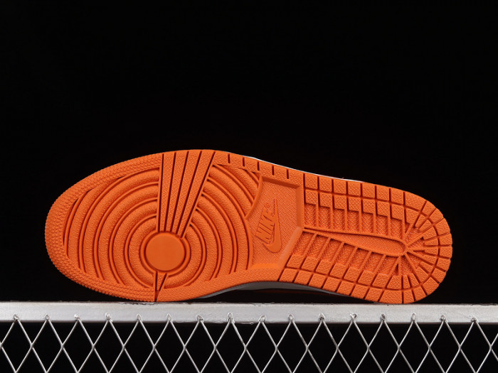 air jordan 1 mid se wmns coconut milk sport spice dv1302-100